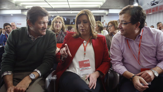 Javier Fernández, Susana Díaz y Guillermo Fernández Vara.