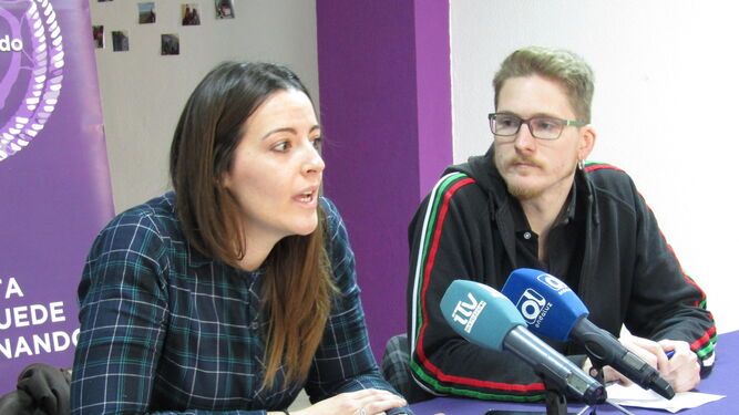 Rocío Batista y Ernesto Díaz, ayer, durante su comparecencia.