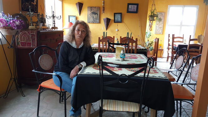 Amalia Quero, en el interior de la peña gastronómica El Berrueco Gastro.