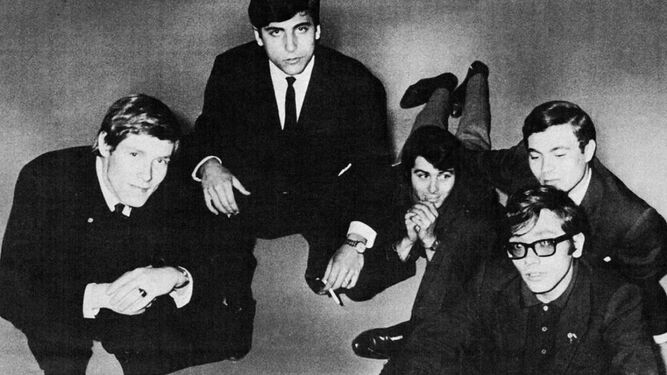 1967 hace 50 añosEl conjunto Los Bravos en el Cortijo Los Rosales