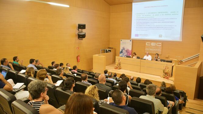 Una de las acciones formativas desarrolladas en la sede de la CEC en Cádiz.