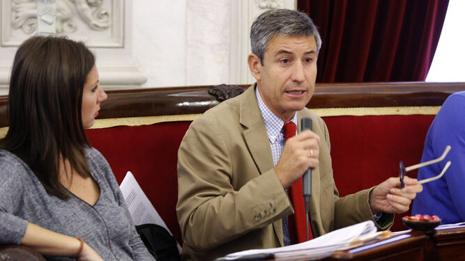 El portavoz de Ciudadanos, Juan Manuel Pérez Dorao, interviene en el Pleno.