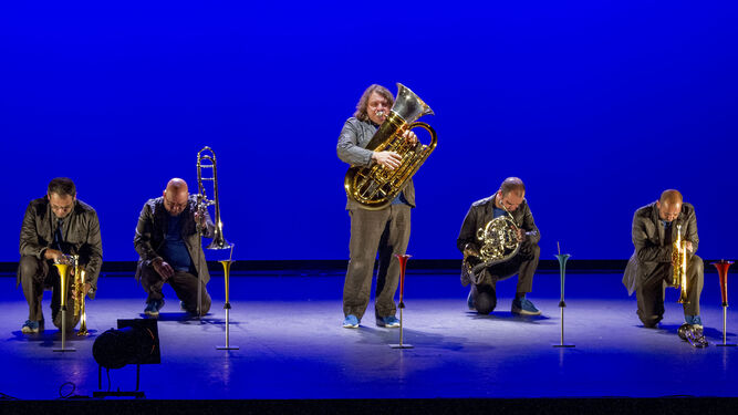 Un momento de la actuación de Spanish Brass en el Gran Teatro Falla.