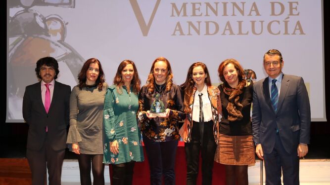 Mujer Gades recibió el premio 'Menina'