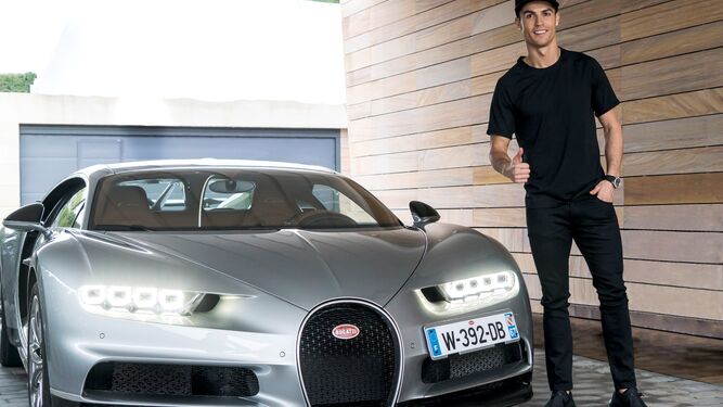 Ronaldo estrenó el Bugatti Chiron poco después de que fuera presentado.