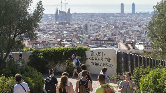 Turistas en Barcelona, la ciudad más afectada.