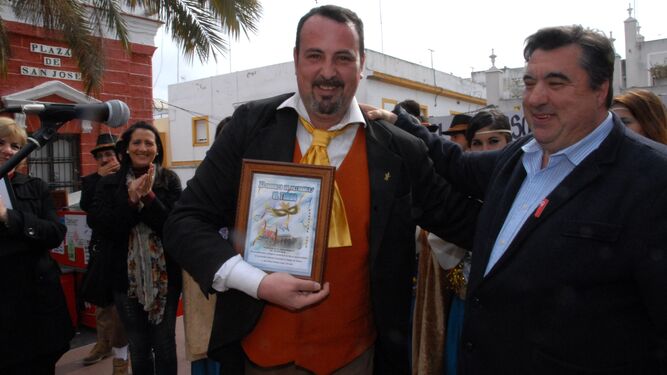 José Maria Pardal 'El Leti', homenajeado por la peña El Timón en los Carnavales de 2013