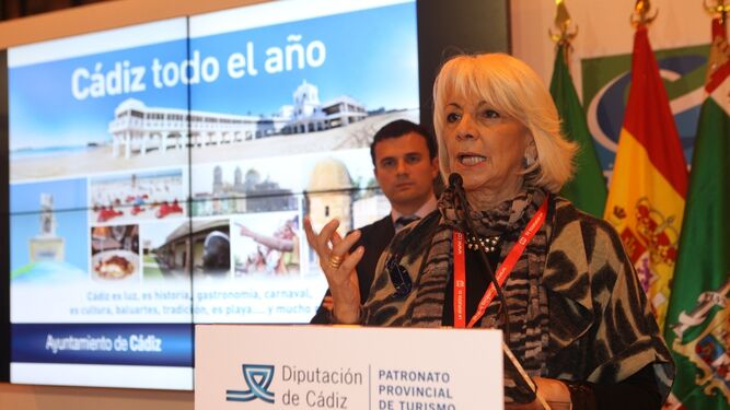 Teófila Martínez, en Fitur con la promoción 'Cádiz todo el año' que presentó en el año 2013 cuando era alcaldesa.