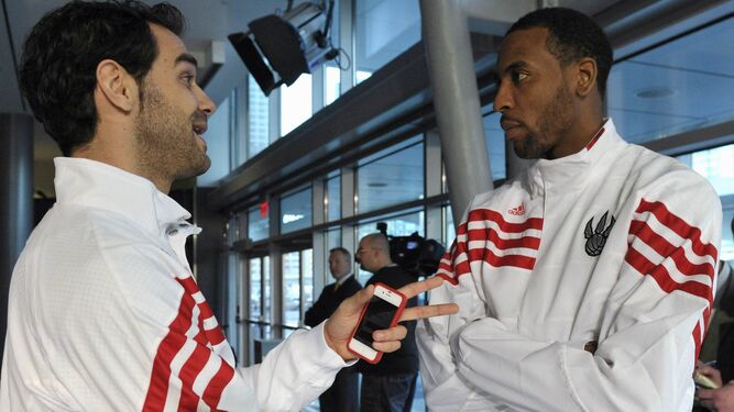 Rasual Butler conversa con Calderón en su etapa en Toronto