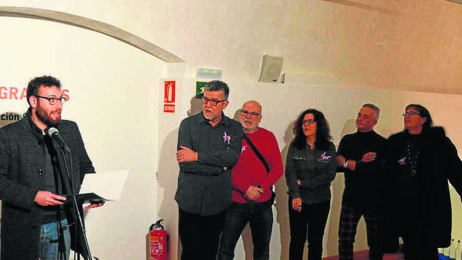 Daniel Garrido, Andrés Torres, Sergio Torres, Enma Lápiz, Francisca Bravo y María José Caro, durante la inauguración.