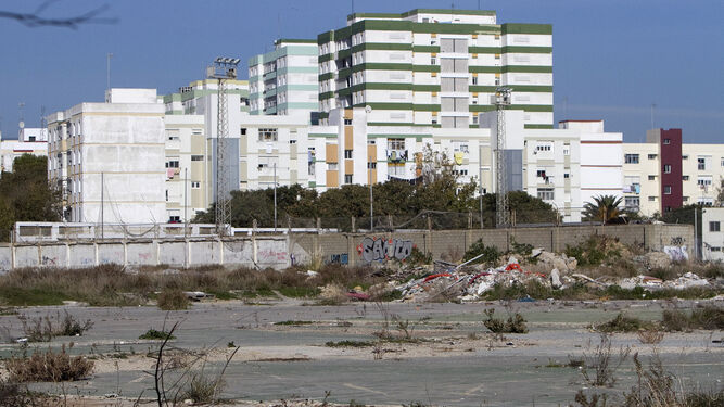 Imagen del solar donde está previsto que se construya el Hospital Regional de Cádiz.