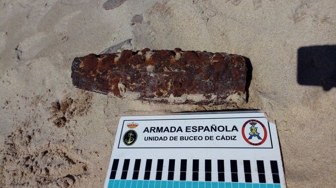Uno de los artefactos hallados en Camposoto.