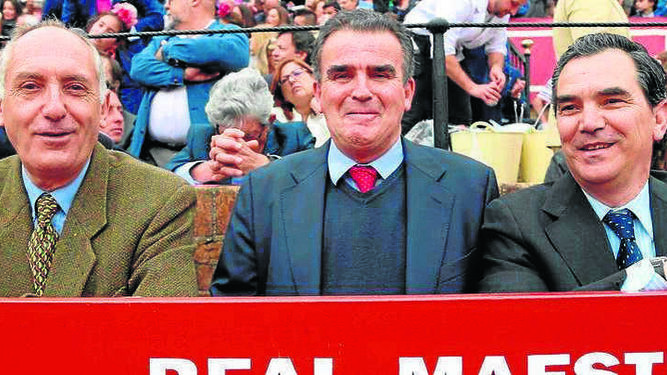 Pedro Ceballos, Fernado Jaraquemada y Vicente Linares.