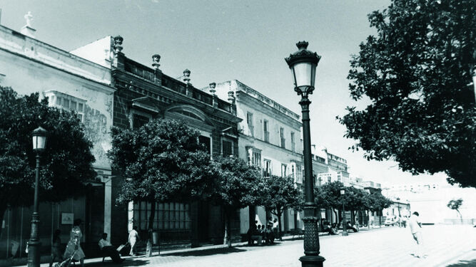 Imagen de la antigua Plaza de Jesús, publicada por el Archivo Municipal.