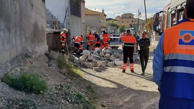Un trabajador fallecido al caerle un muro encima y quedar atrapado en Deifontes