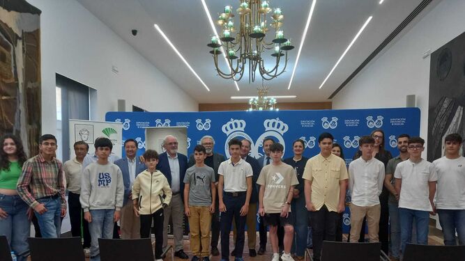 Los alumnos de Huelva premiados en la XXXIX Olimpiadas de Matemáticas Thales.