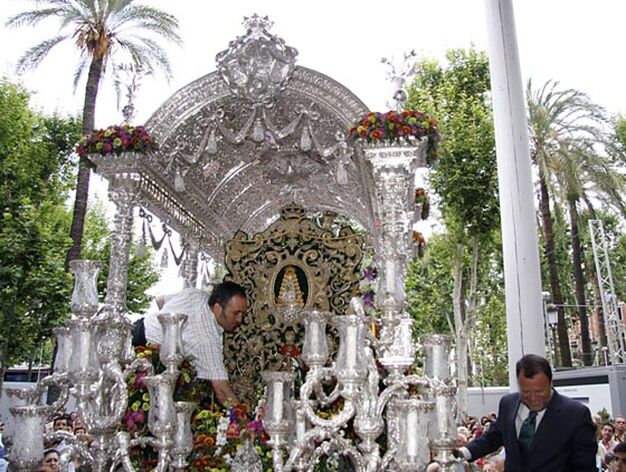 La hermandad de Sevilla, desde El Salvador