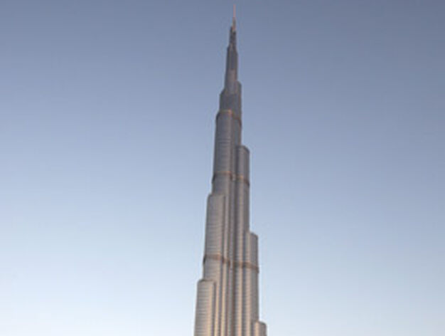 Vista de la torre Burj Dubai tomada desde el distrito Burj Dubai. / Efe
