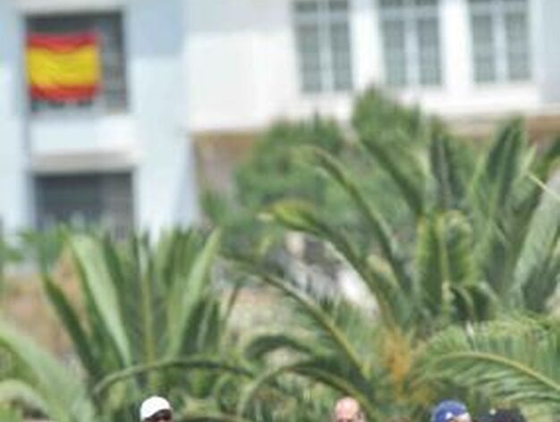 El gaditano &Aacute;lvaro Quir&oacute;s se alz&oacute;, con once golpes bajo par, con el Open de Espa&ntilde;a de golf, celebrado en Sevilla. Tras desempatar con el ingl&eacute;s James Morrison, Quir&oacute;s puso fin a la sequ&iacute;a ganadora de los golfistas espa&ntilde;oles desde el a&ntilde;o 2002. 

Foto: Manuel G&oacute;mez