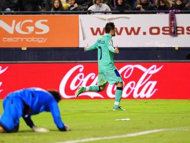El Barcelona gana con facilidad a Osasuna en Pamplona. / AFP