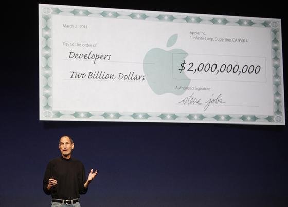 Steve Jobs presenta el iPad 2, la nueva versi&oacute;n del 'tablet' de Apple.

Foto: Reuters