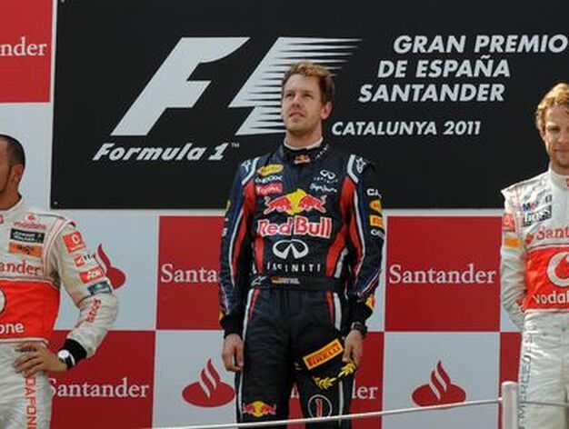 El podio del GP de Espa&ntilde;a: Vettel, seguido por Button y Hamilton.

Foto: AFP