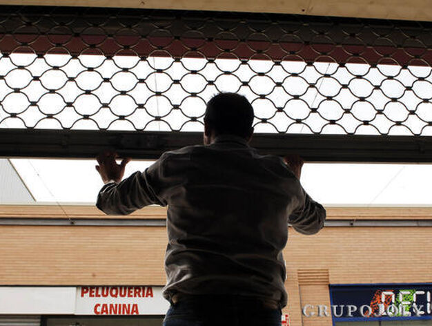 Cierre de un comercio en Arcos por la huelga. 

Foto: Ram&oacute;n Aguilar