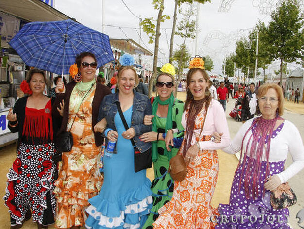 Los paraguas tambi&eacute;n hicieron acto de aparici&oacute;n. 

Foto: Andr?Mora /Fito Carreto