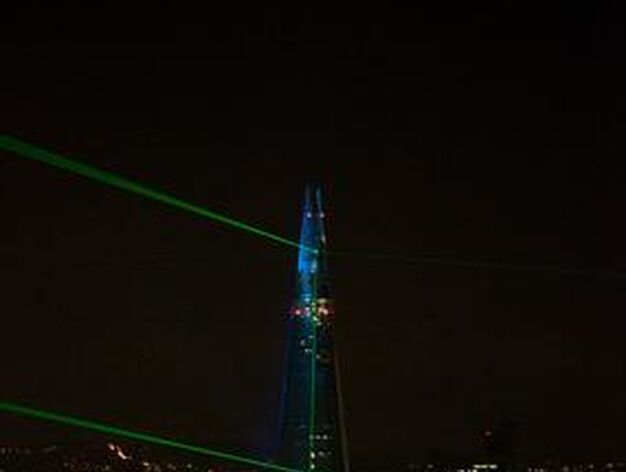 Londres inaugura el edificio The Shrad, el m&aacute;s alto de Europa.

Foto: AFP