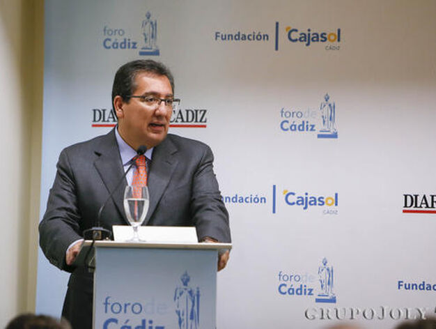 El presidente de la Fundaci&oacute;n Cajasol, Antonio Pulido./Julio Gonz&aacute;lez