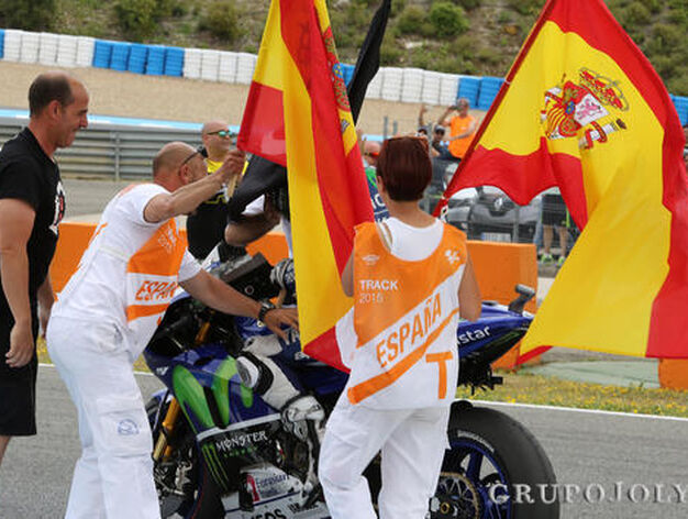 Lorenzo se decanta por su bandera

Foto: Pascual