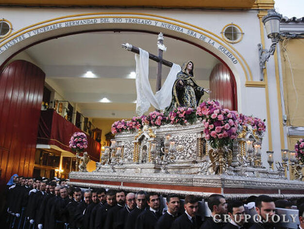 Real, Ilustre y Venerable Hermandad del Santo Traslado y Nuestra Se&ntilde;ora de la Soledad

Foto: Javier Albinana
