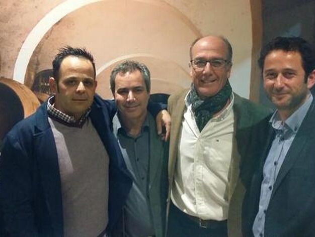 Los propietarios David Cabrera, Antonio Fern&aacute;ndez, Chico Salas y Juan Curiel.

Foto: Ignacio Casas de Ciria