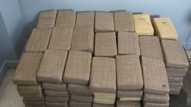 Tabletas de cocaína intervenidas en una operación realizada en Algeciras.