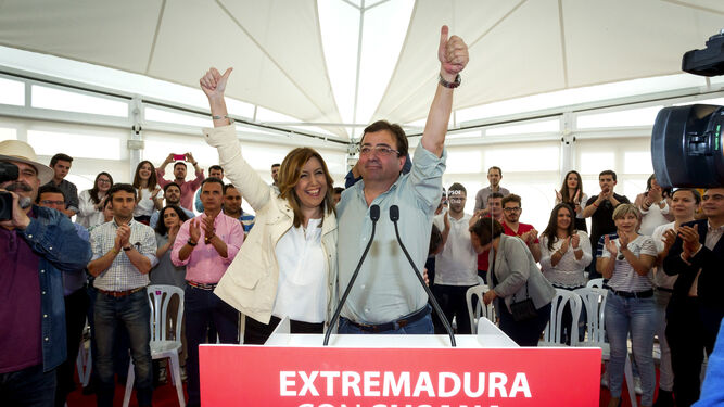 Susana Díaz y Guillermo Fernández Vara intervinieron ayer en un acto celebrado en Mérida.