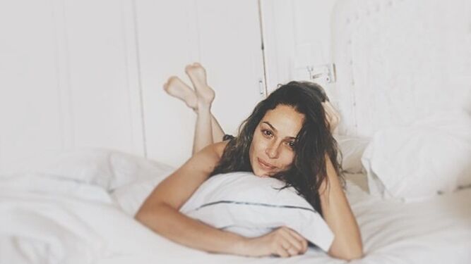 Eva González posa de lo más sensual en Instagram