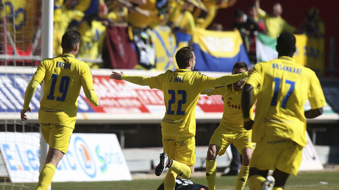 Imaz celebra el gol que marcó ante el Numancia en la segunda parte.