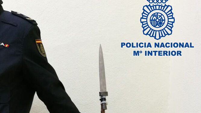 La lanza requisada por la Policía en Jerez.