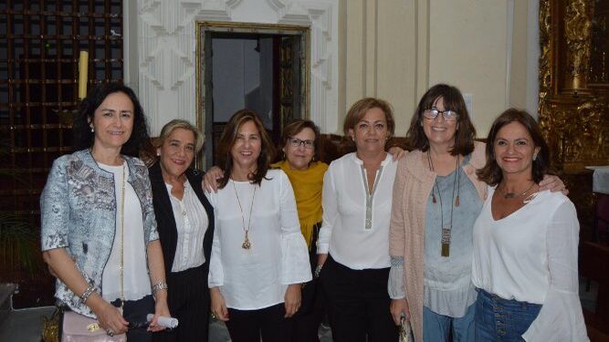 María José Ferrandiz, Lestonac Ramos, Marisol Loste, Pilar Román, María José Morillas, Ana de Bernardi y Rosa Hermoso.