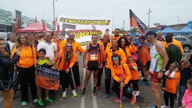 El chipionero  Paco Guisado completa su  40º maratón