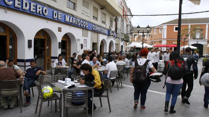La Plaza de la Herrería es una de las más concurridas junto con la calle Misericordia y la Ribera del Marisco, donde hay muchos establecimientos hosteleros.