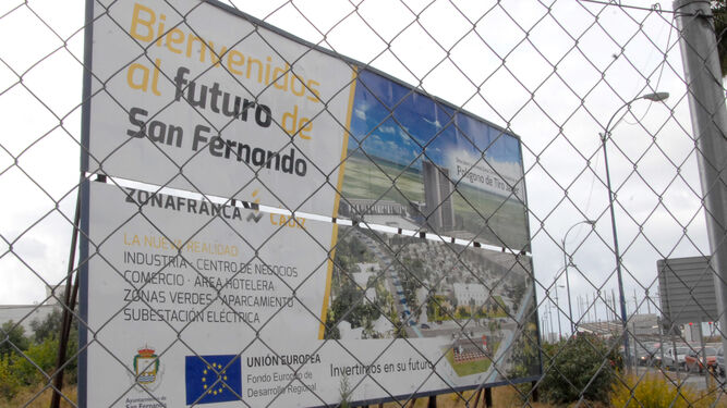 "Bienvenidos al futuro de San Fernando", dice el cartel de Janer