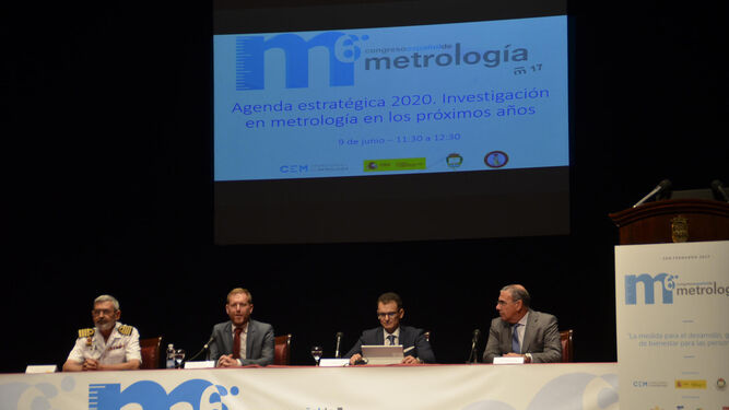 Clausura del Congreso de Metrología en el Teatro de las Cortes.