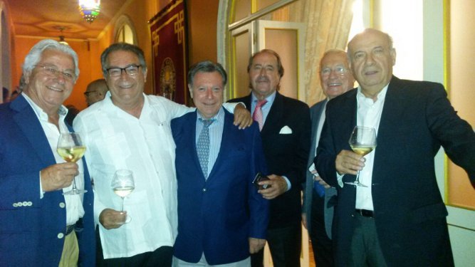 Antonio Sainz, Javier Delgado Lallemand, Manuel González Macías, Fernando Coimbra, Pepe Vázquez y Pedro  Barberá.