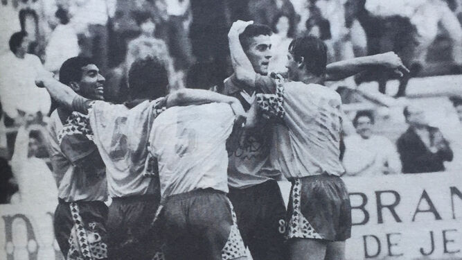 1992 hace 25 añosOtra noche de Primera en el estadio Carranza