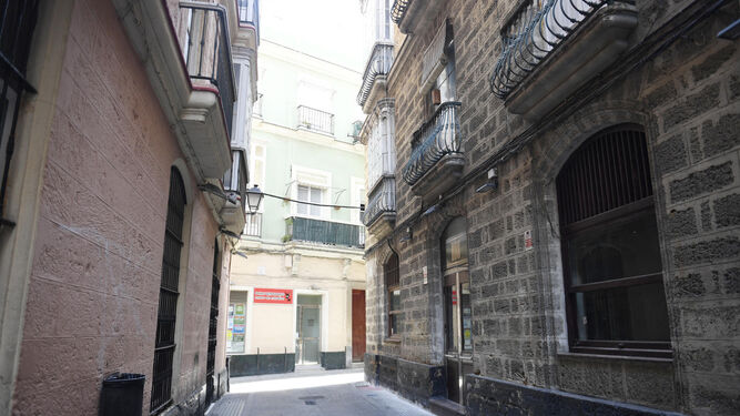 Confluencia de las calles Manuel Rancés y Beato Diego, desde el último tramo de la primera de las calles.