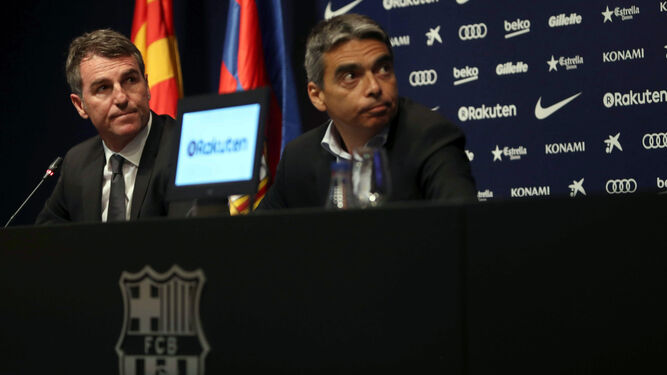 El secretario técnico del Barcelona, Robert Fernández, y el director de deportes profesionales, Albert Soler.