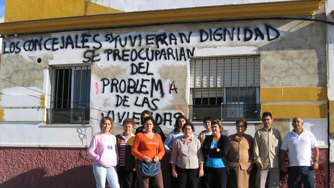 Una de las protestas de estas familias en 2005, que Diario de Cádiz publicó.