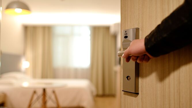 Ofihotel conecta entre sí la actividad administrativa diaria del establecimiento hotelero.