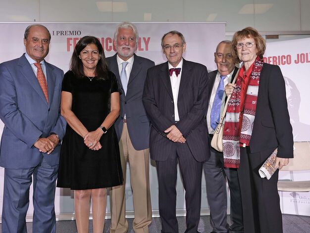 Las im&aacute;genes de la entrega del I Premio Federico Joly a Anne Hidalgo